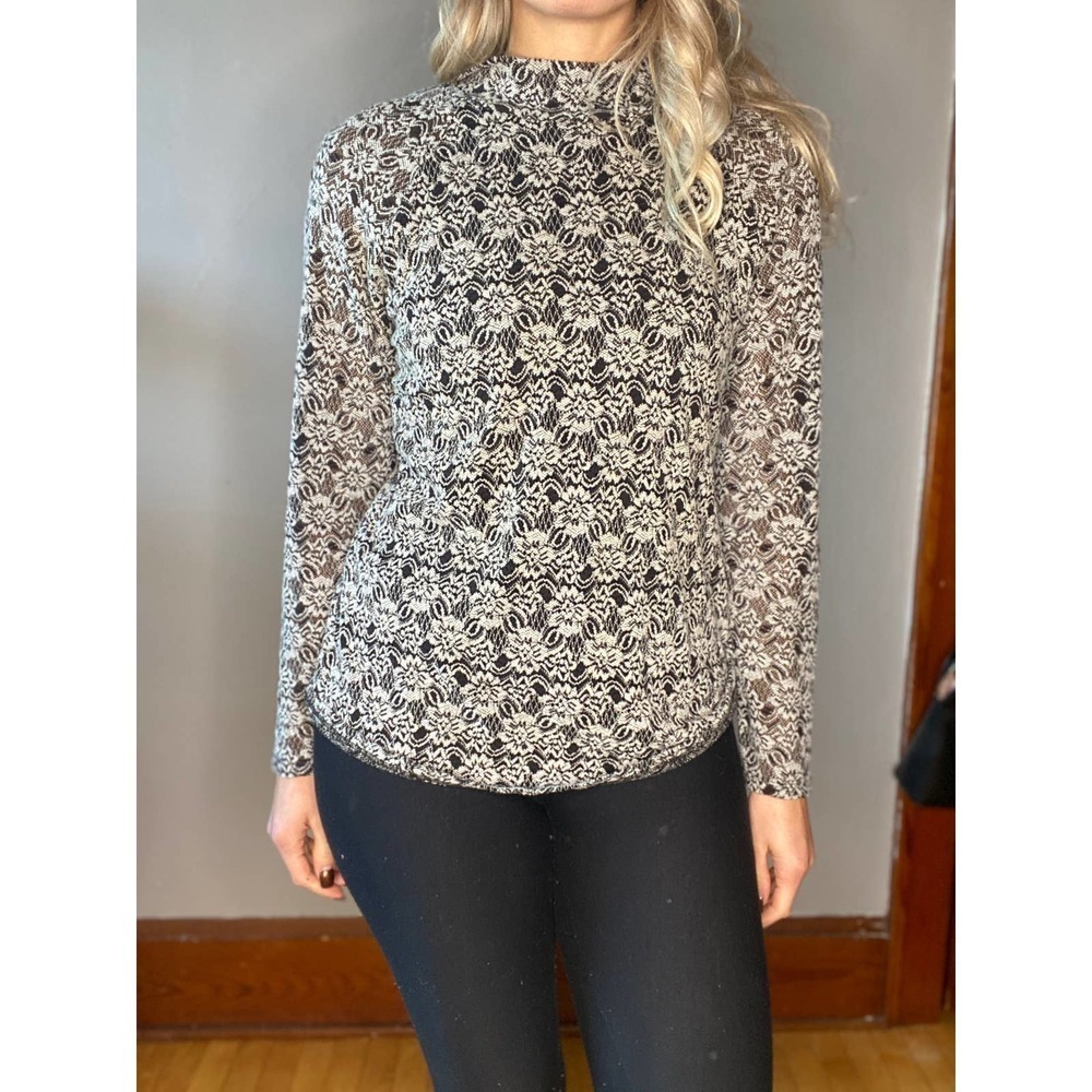 Sundance Medium Black and White Lace Design Button Neck
